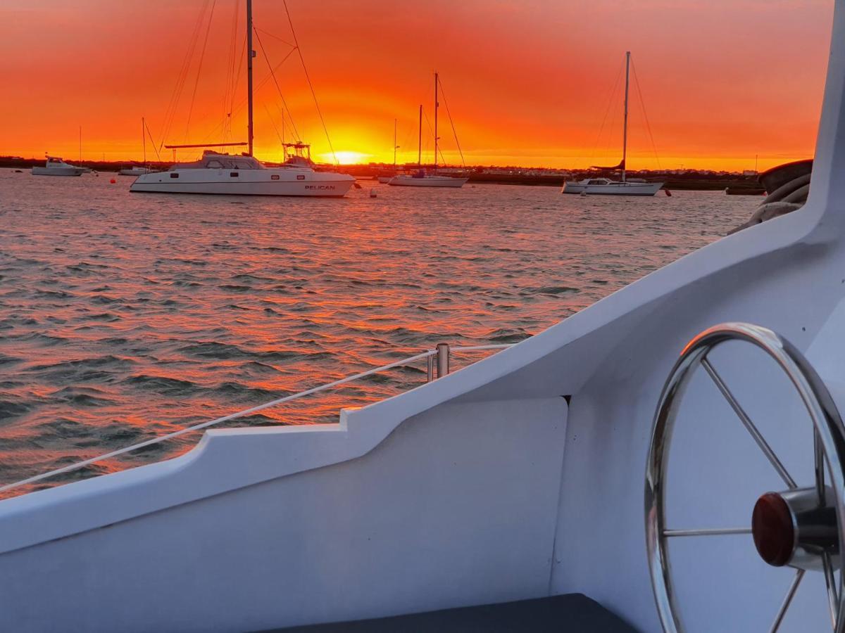 Hotel Barco Casa Catamara Sleepandboat Dystrykt Dystrykt Faro Zewnętrze zdjęcie