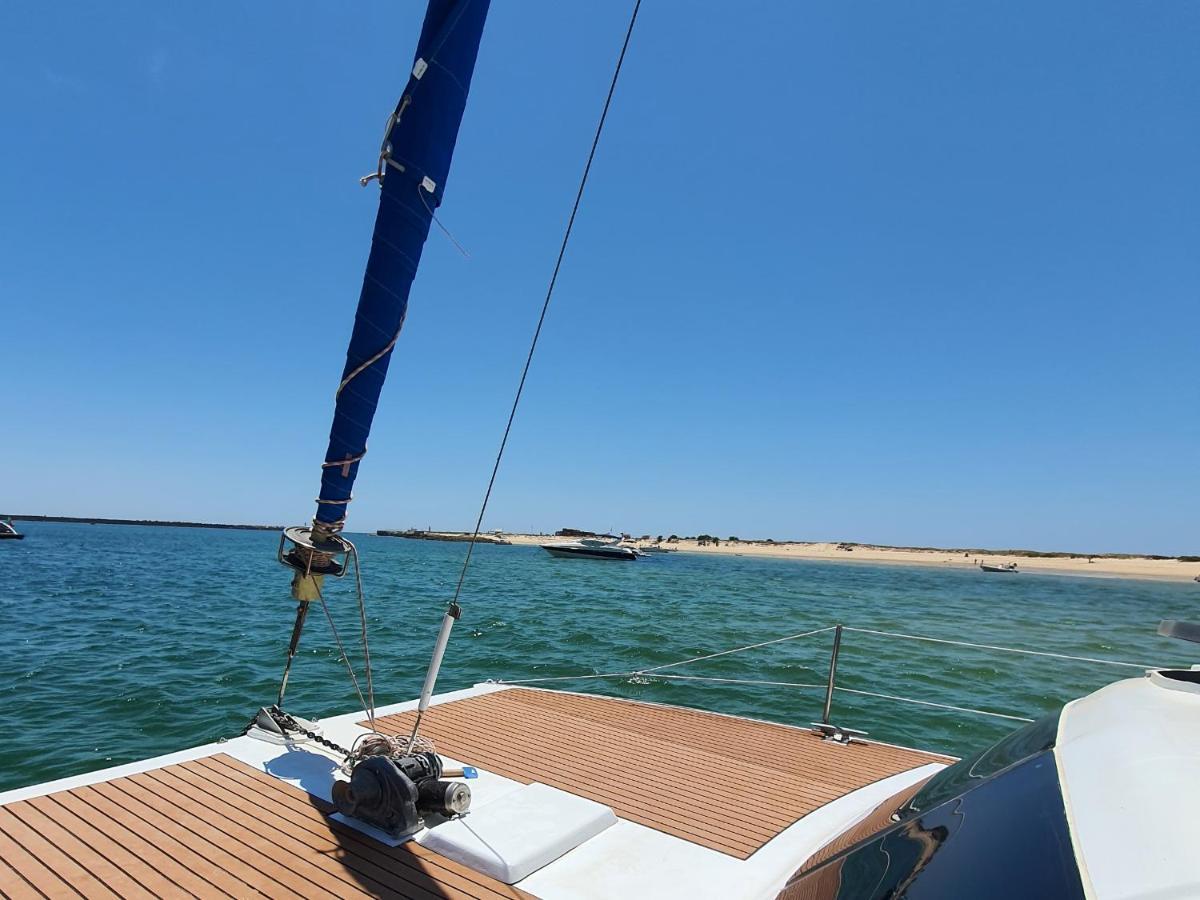 Hotel Barco Casa Catamara Sleepandboat Dystrykt Dystrykt Faro Zewnętrze zdjęcie