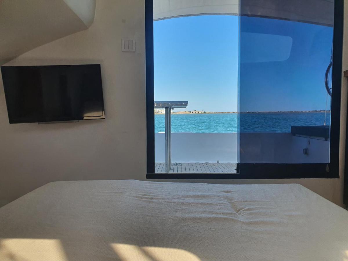 Hotel Barco Casa Catamara Sleepandboat Dystrykt Dystrykt Faro Zewnętrze zdjęcie