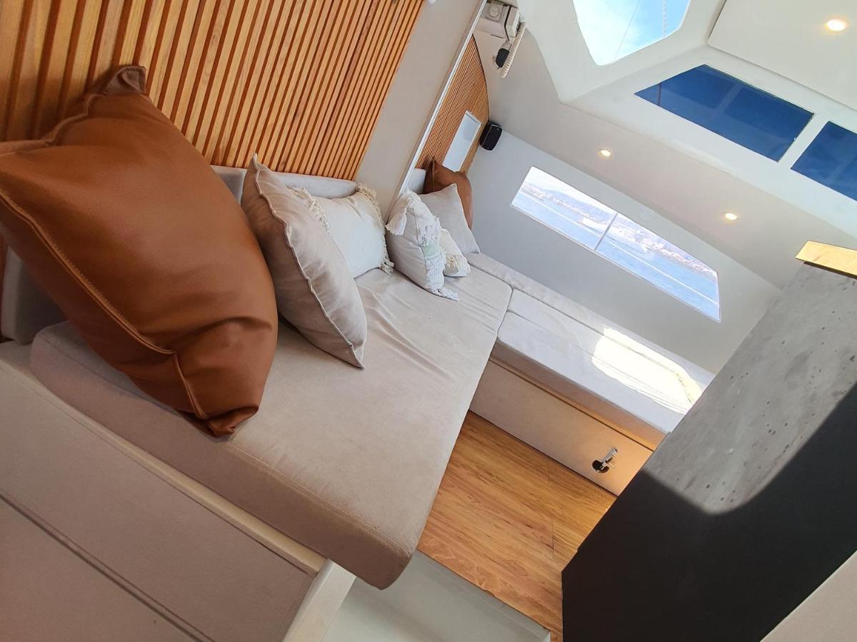 Hotel Barco Casa Catamara Sleepandboat Dystrykt Dystrykt Faro Zewnętrze zdjęcie