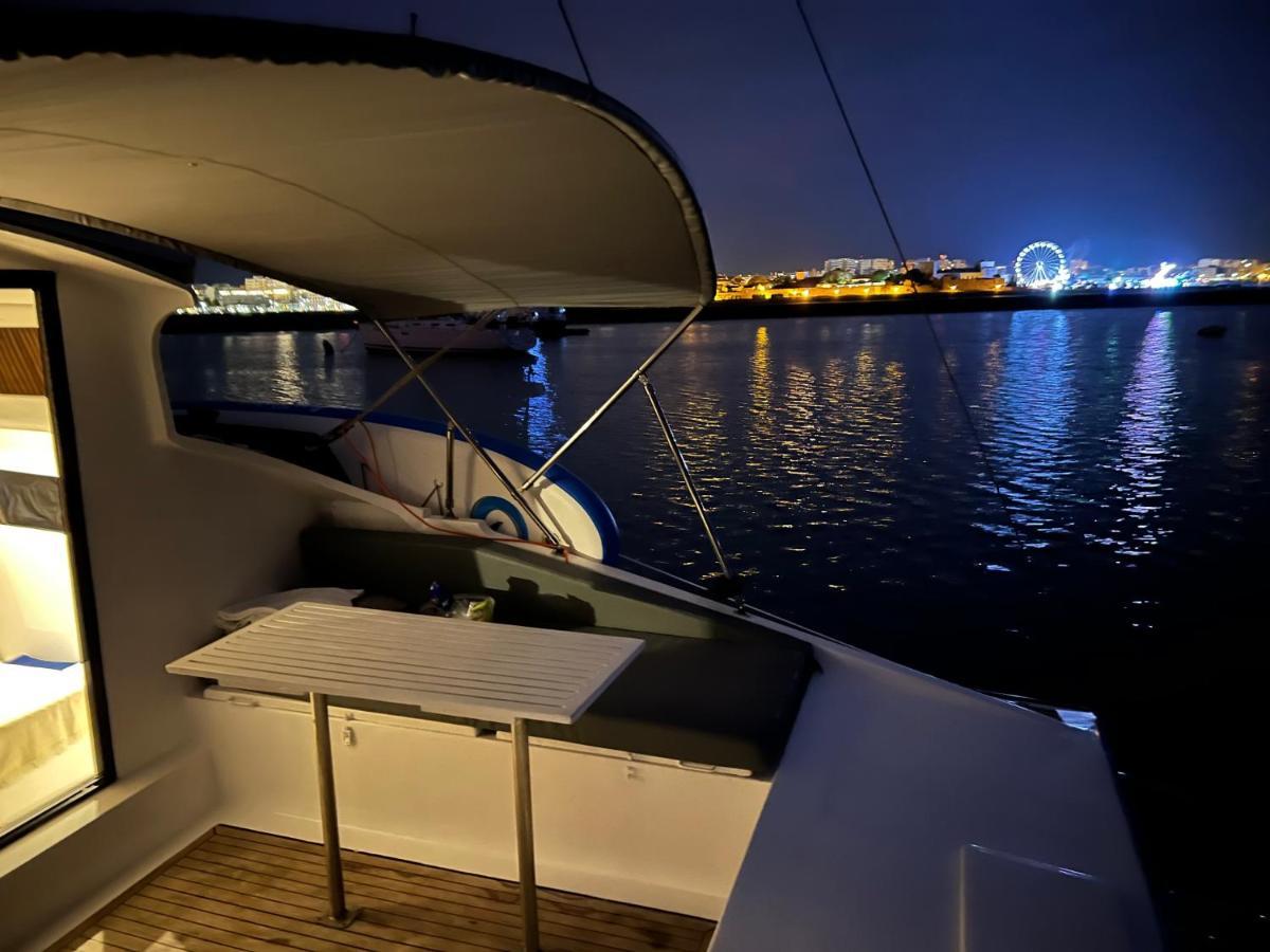 Hotel Barco Casa Catamara Sleepandboat Dystrykt Dystrykt Faro Zewnętrze zdjęcie
